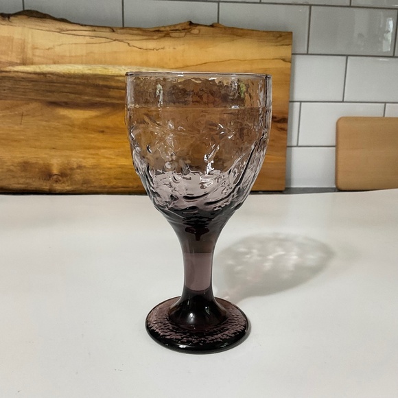 Libbey Violet Garden Vine Goblet - Picture 1 of 4